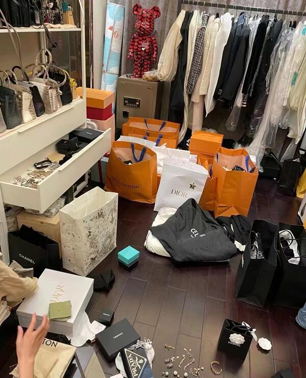 自贡回收顶奢鞋服